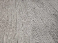 36 m2 laminaat plank - 1207 x 198 x 11 mm - afbeelding 1 van  3