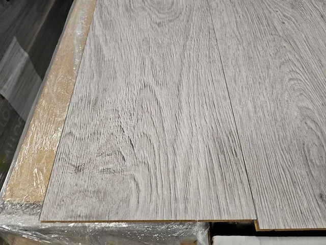 36 m2 laminaat plank - 1207 x 198 x 11 mm - afbeelding 2 van  3