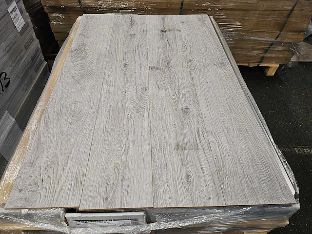 36 m2 laminaat plank - 1207 x 198 x 11 mm - afbeelding 3 van  3