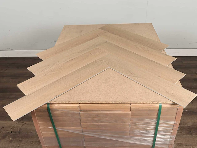 36 m2 pvc spc click visgraat - 750 x 150 x 6 mm - afbeelding 3 van  4