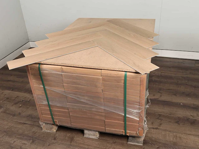 36 m2 pvc spc click visgraat - 750 x 150 x 6 mm - afbeelding 4 van  4