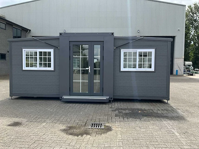36m2 tiny house met glazenwand - afbeelding 9 van  16