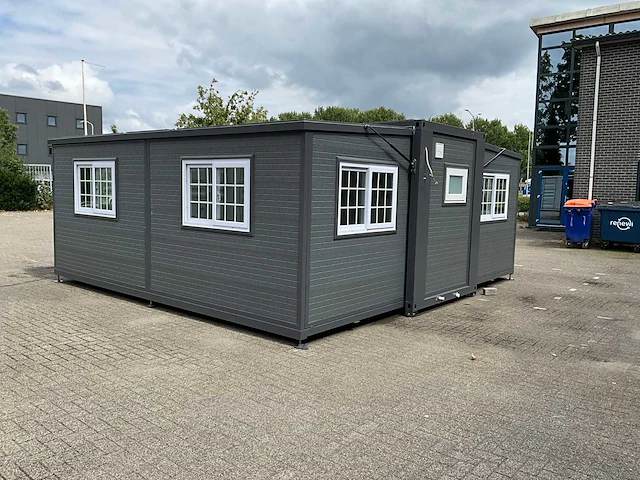 36m2 tiny house met glazenwand - afbeelding 15 van  16