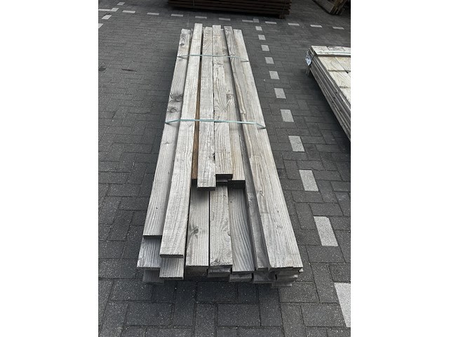 36x 300 cm en 9x 250 cm douglas balken | 47 stuks | 3,5 x 100 mm | meerder lengtes - afbeelding 1 van  2