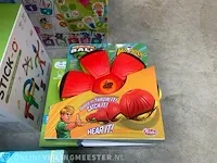 37x a-merk speelgoed w.o. jumbo, hot wheels, stick-o - afbeelding 3 van  8