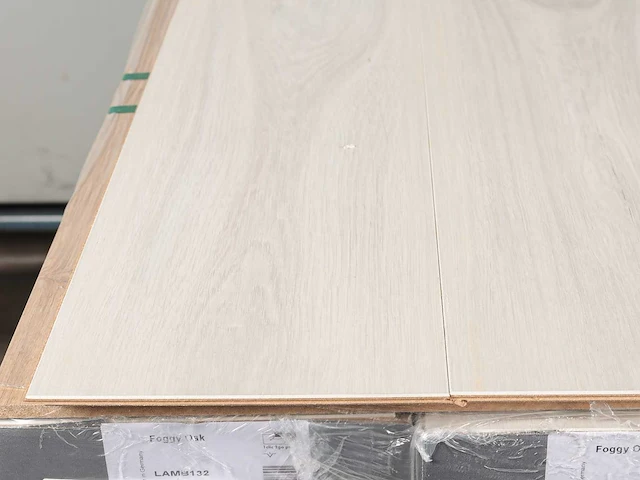 38 m2 laminaat plank - 1285 x 192 x 10 mm - afbeelding 2 van  4