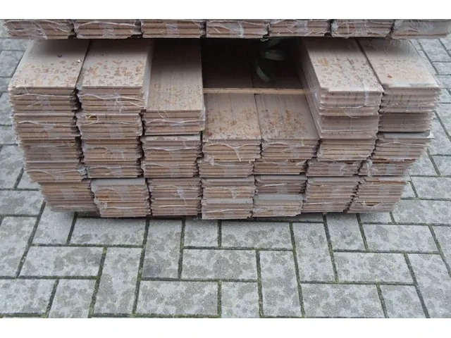 38,03 m² iroko planchetten - afbeelding 2 van  3