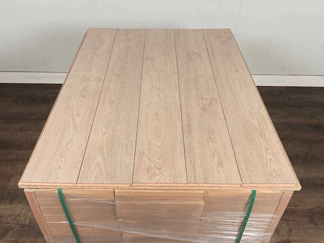 39 m2 laminaat plank - 1290 x 190 x 8 mm - afbeelding 3 van  4