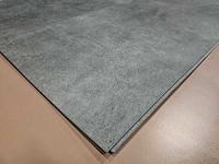 39 m2 pvc spc click tegel - 1300 x 320 x 4,5 mm - afbeelding 2 van  3