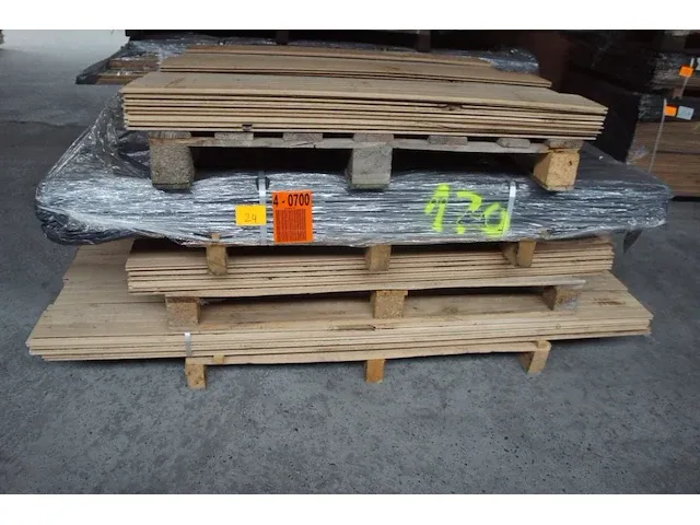 39,19 m² massief eiken parket - afbeelding 1 van  4