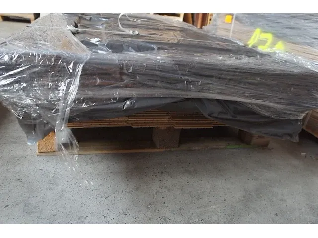 39,19 m² massief eiken parket - afbeelding 4 van  4
