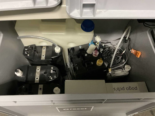 3d systems projet 860pro / 660pro full color 3d printers met toebehoren en partij reserve onderdelen - afbeelding 39 van  48