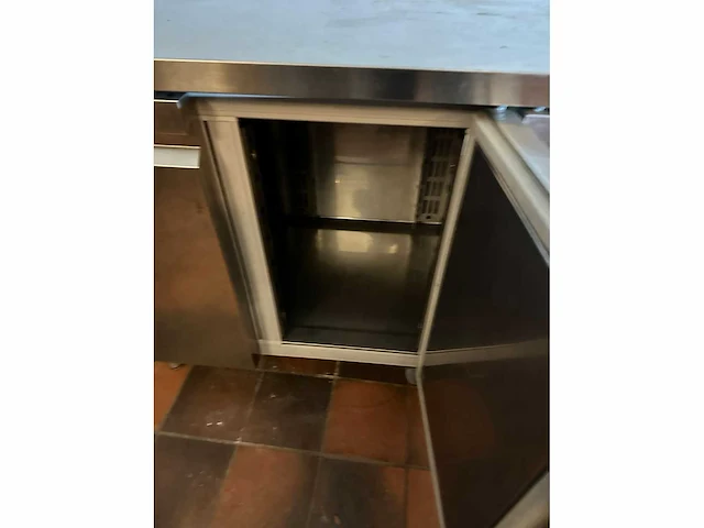 3deurs - koelwerkbank - afbeelding 2 van  2