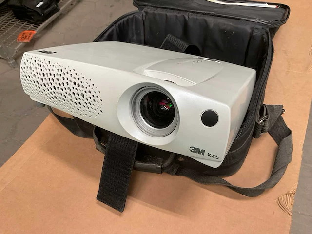 3m x45 projector lcd - afbeelding 1 van  7