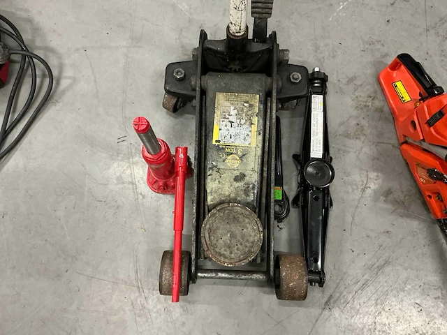 3ton garagekrik - afbeelding 2 van  2