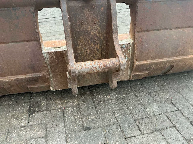 3v graafbak - afbeelding 7 van  9