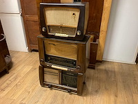 3vintage radio’s - afbeelding 1 van  5