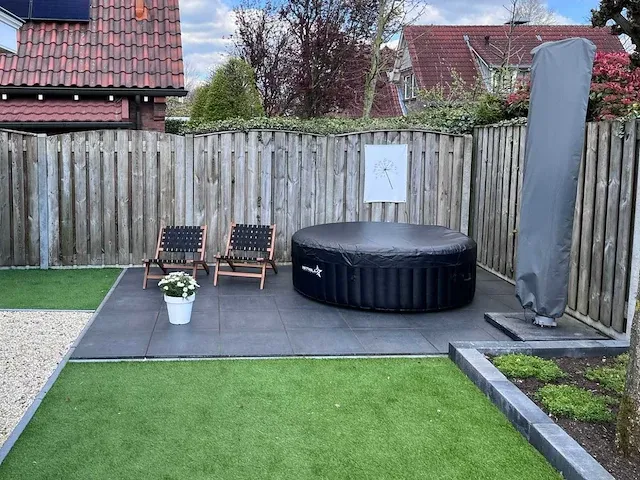 3x 6-persoons opblaasbare buitenspa's - afbeelding 4 van  9