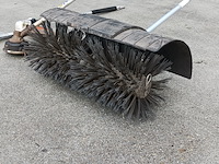 3x aanbouwdeel, stihl, (rolbezem, hoogsnoeier en bosmaaier) - afbeelding 7 van  12