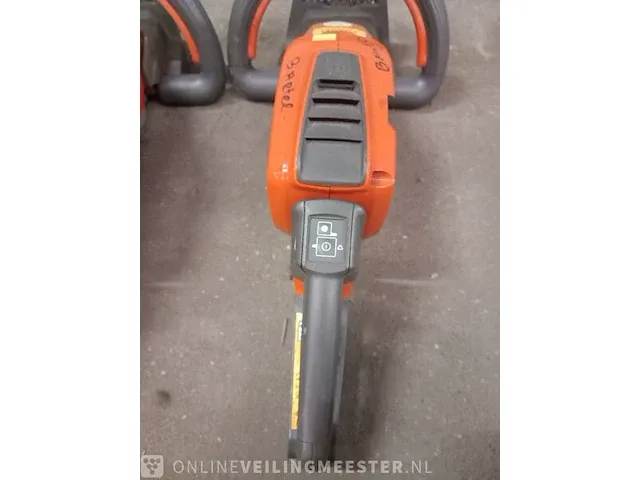 3x accu heggenschaar husqvarna, 520ihd60 - afbeelding 9 van  22