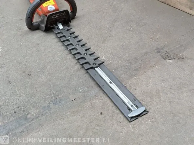 3x accu heggenschaar husqvarna, 520ihd60 - afbeelding 13 van  22