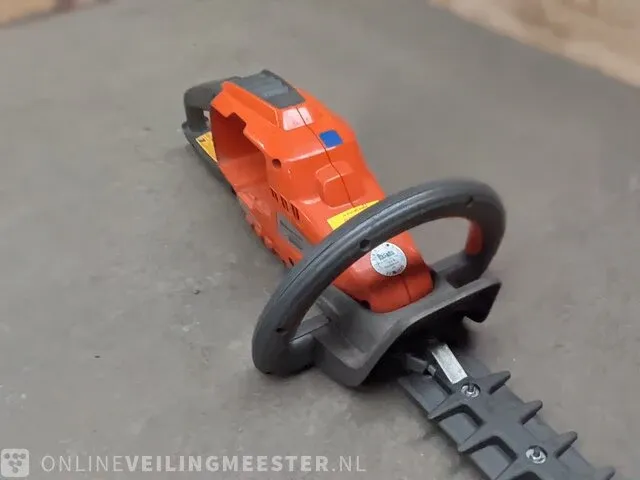 3x accu heggenschaar husqvarna, 520ihd60 - afbeelding 16 van  22