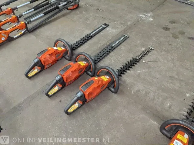 3x accu heggenschaar husqvarna, 520ihd60 - afbeelding 18 van  22