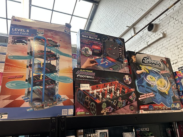 3x arcade speelgoed, 1x bosch service 5 level car park - afbeelding 1 van  5