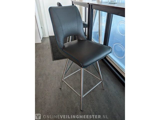 3x bartafel met 4x barkruk - afbeelding 5 van  7