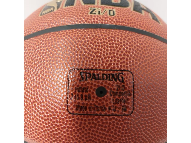 3x basketbal | 2x gesigneerd, spalding en nike - afbeelding 3 van  14