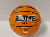 3x basketbal | 2x gesigneerd, spalding en nike - afbeelding 7 van  14