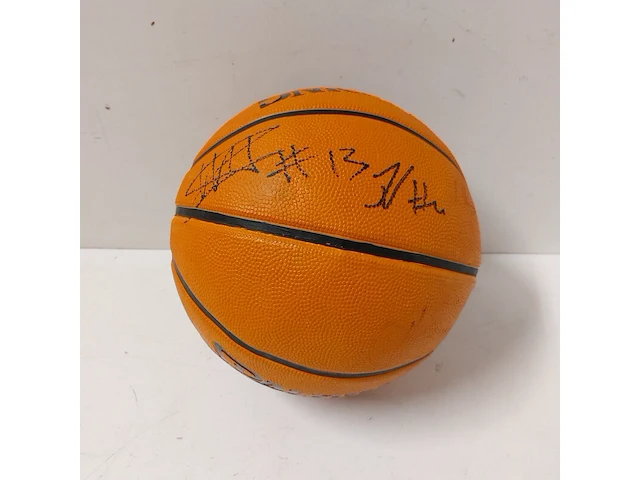 3x basketbal | 2x gesigneerd, spalding en nike - afbeelding 8 van  14