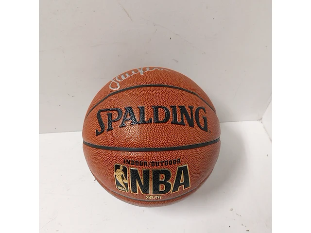 3x basketbal | 2x gesigneerd, spalding en nike - afbeelding 13 van  14