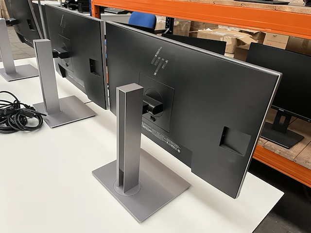 3x beeldscherm 24" hp, hp e243 - afbeelding 7 van  7