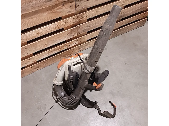 3x benzine bladblazer stihl - afbeelding 15 van  23