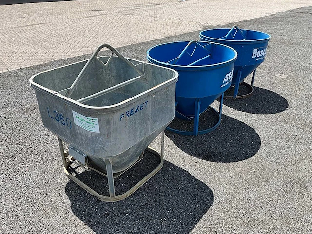 3x betonkubel 300/350l - afbeelding 13 van  17