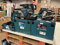 3x bouwgereedschap, 3x accu, 1x lader, m-boxen makita, 1x djv182zj, 1x dhs630zj, 1x dhr242zjv