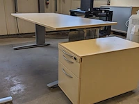 3x bureau met 2x ladeblok - afbeelding 2 van  8