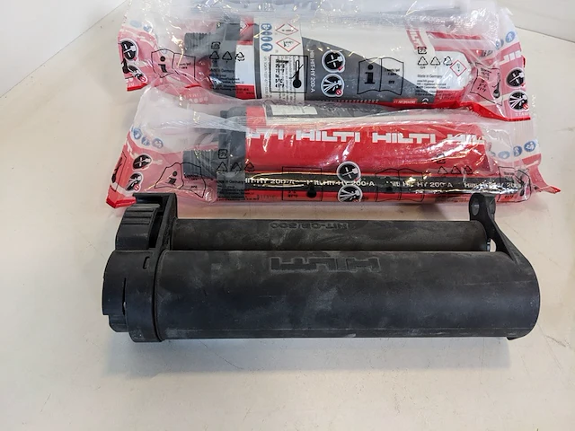 3x chemisch anker met 10x mengtuit hilti, hit-hy 200-a - afbeelding 3 van  6