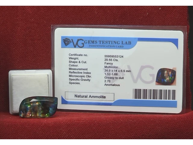 3x diamant 0,29 ct/ topaas 68,30 ct / ammoliet 20,55 ct - afbeelding 17 van  49
