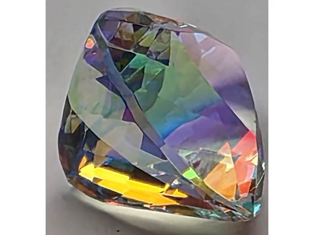 3x diamant 0,29 ct/ topaas 68,30 ct / ammoliet 20,55 ct - afbeelding 21 van  49