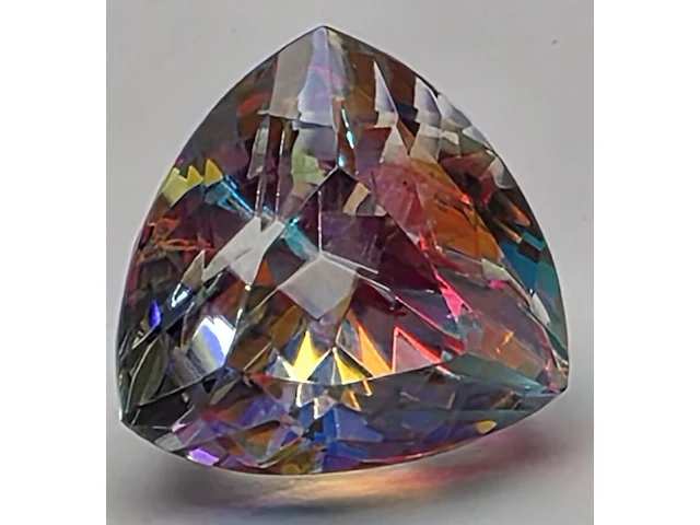 3x diamant 0,29 ct/ topaas 68,30 ct / ammoliet 20,55 ct - afbeelding 28 van  49