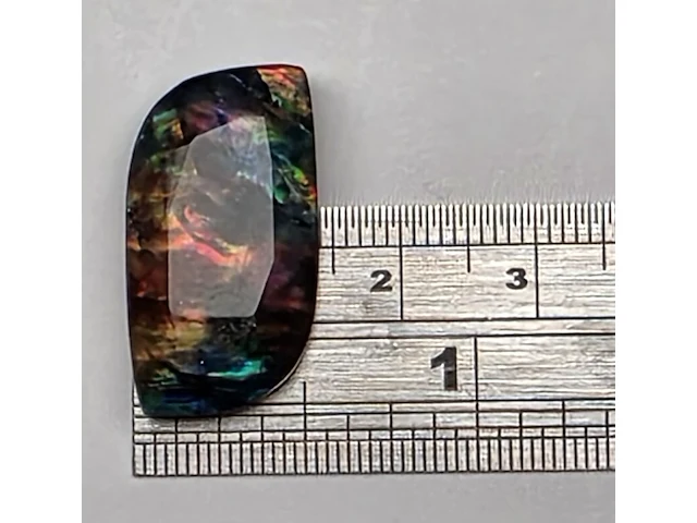 3x diamant 0,29 ct/ topaas 68,30 ct / ammoliet 20,55 ct - afbeelding 37 van  49
