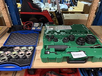 3x divers bouwgereedschap w.o. slagmoersleutel, w.o. greenlee - afbeelding 1 van  7