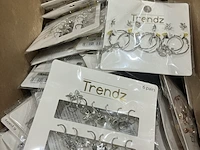 3x dozen sieraden - afbeelding 2 van  8