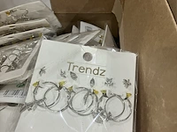 3x dozen sieraden - afbeelding 3 van  8