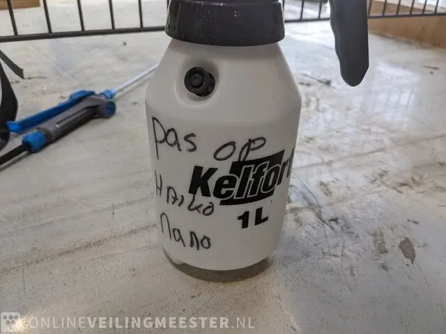 3x drukvat met een dompelpomp o.a. gloria en gardena - afbeelding 3 van  7