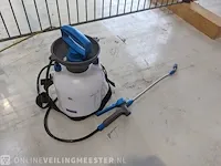 3x drukvat met een dompelpomp o.a. gloria en gardena - afbeelding 4 van  7