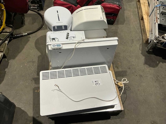 3x elektrische verwarming en sanitaire toebehoren - afbeelding 2 van  5