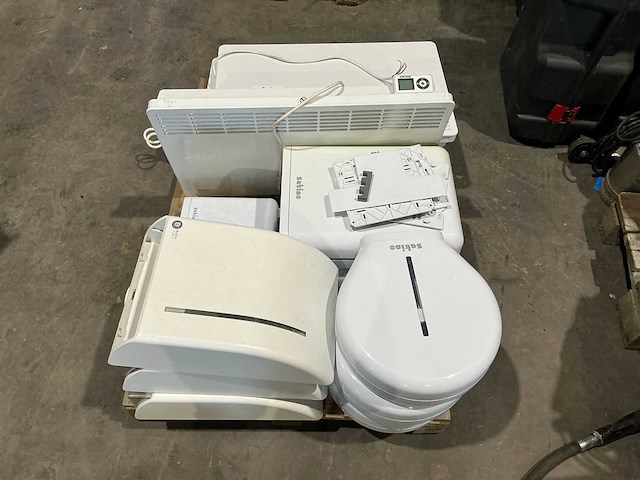 3x elektrische verwarming en sanitaire toebehoren - afbeelding 3 van  5